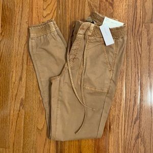 AE High-Waisted Jegging Jogger